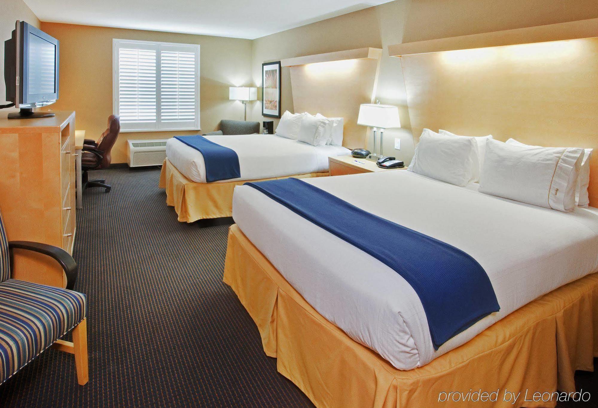 Holiday Inn Express Hotel & Suites Modesto-Salida, An Ihg Hotel Kamer foto