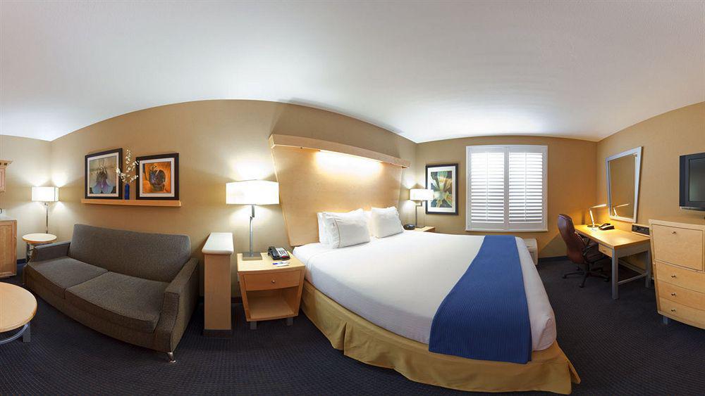 Holiday Inn Express Hotel & Suites Modesto-Salida By Ihg Buitenkant foto