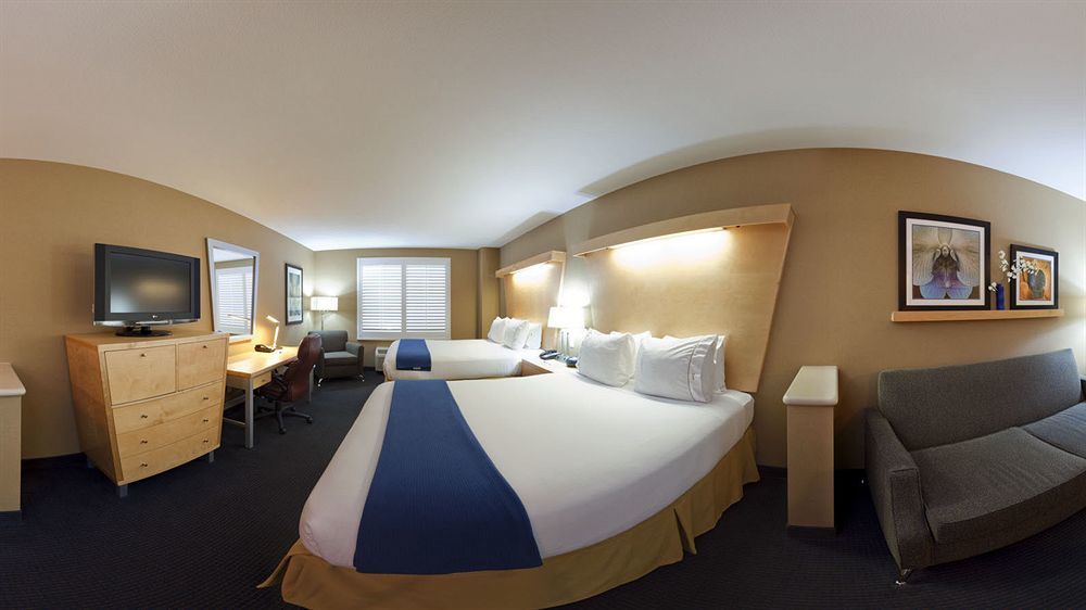 Holiday Inn Express Hotel & Suites Modesto-Salida By Ihg Buitenkant foto