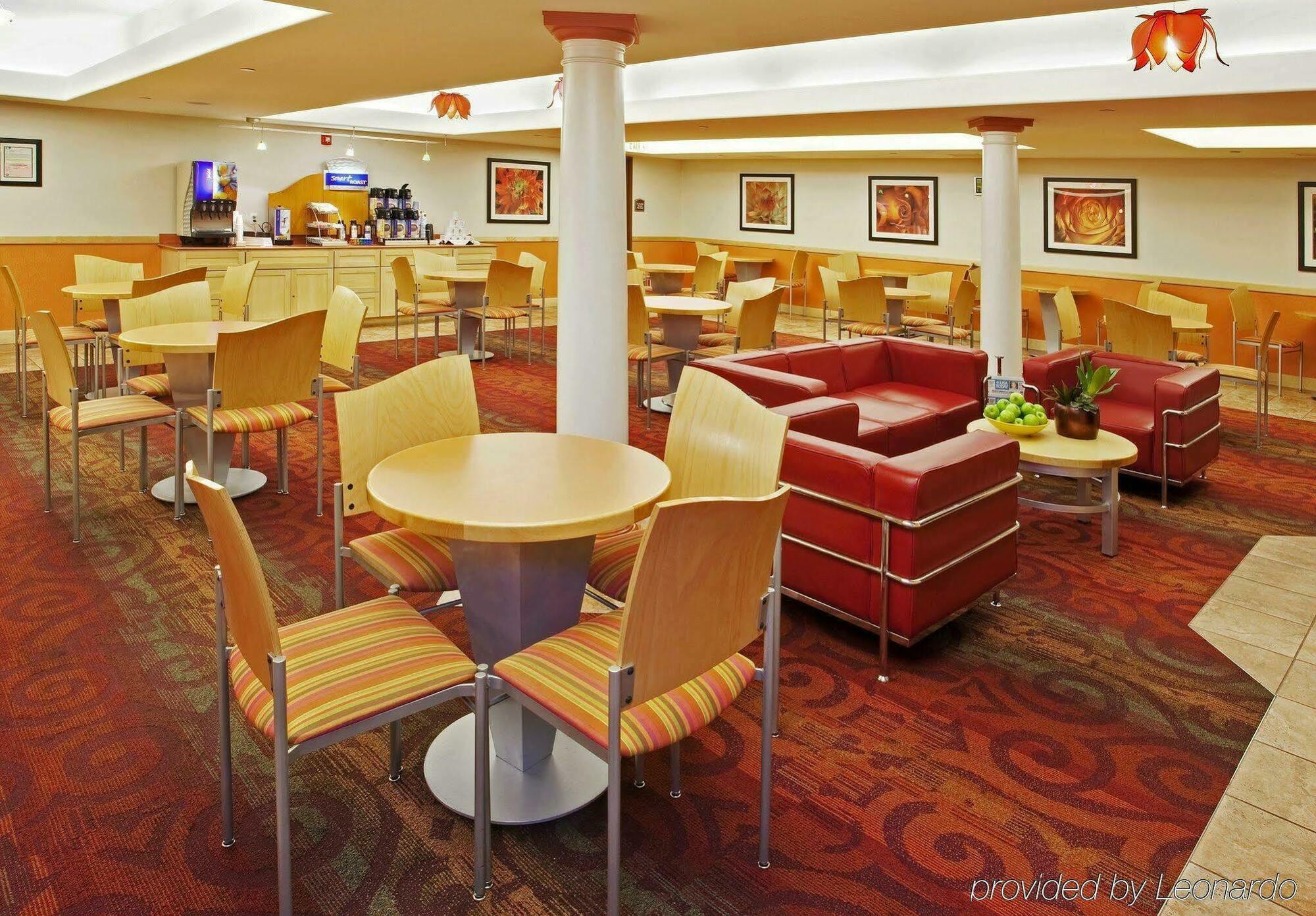 Holiday Inn Express Hotel & Suites Modesto-Salida By Ihg Buitenkant foto
