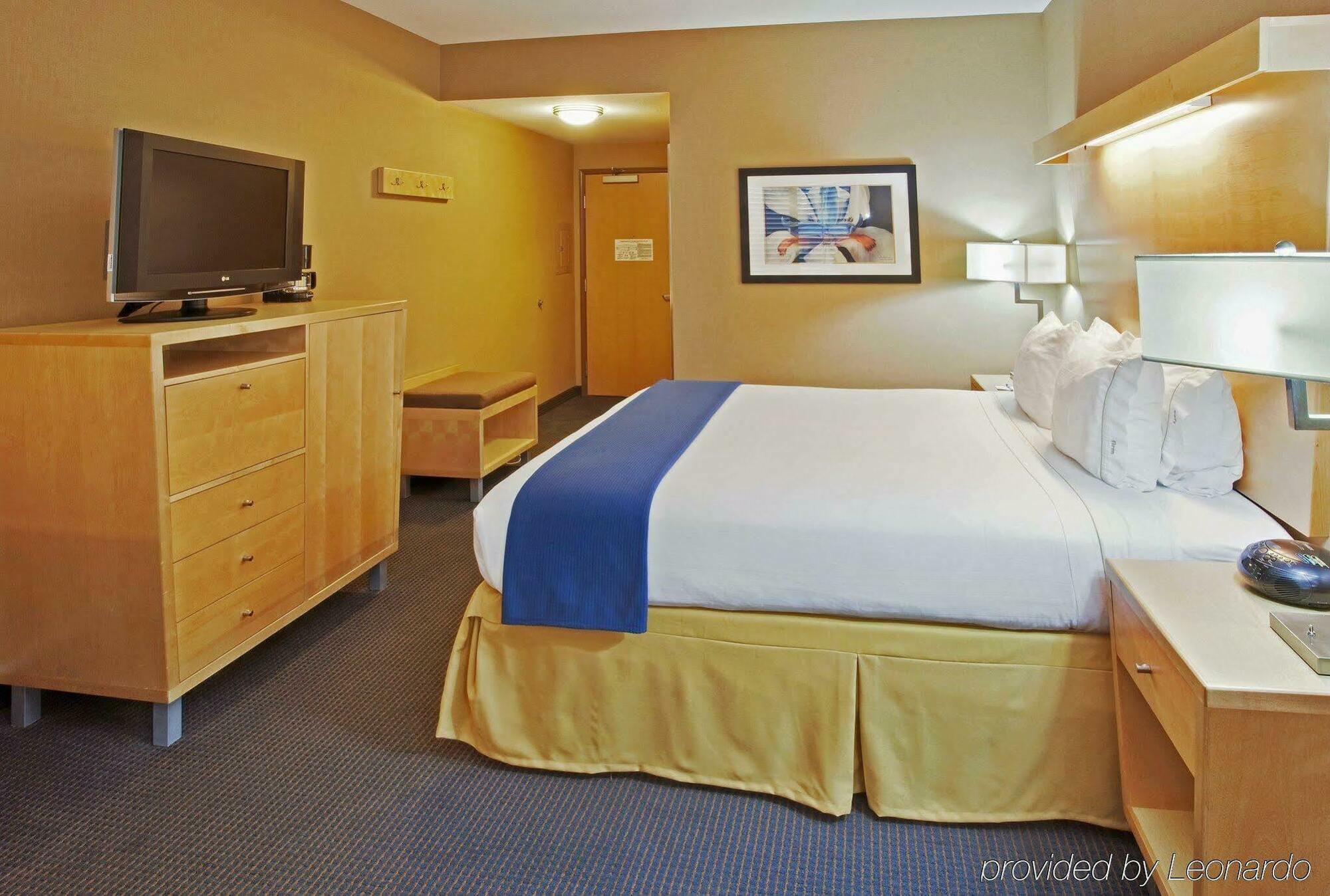 Holiday Inn Express Hotel & Suites Modesto-Salida By Ihg Buitenkant foto