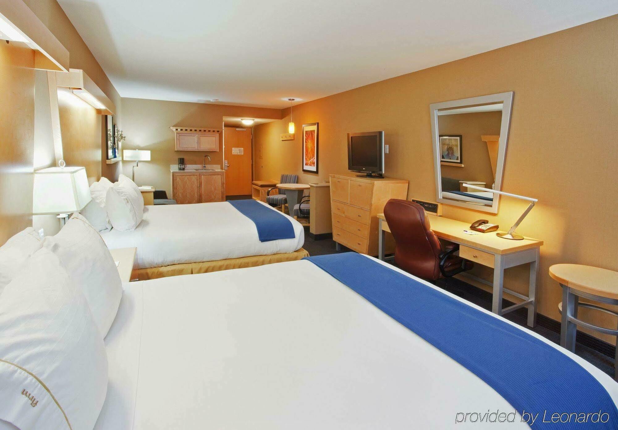 Holiday Inn Express Hotel & Suites Modesto-Salida By Ihg Buitenkant foto